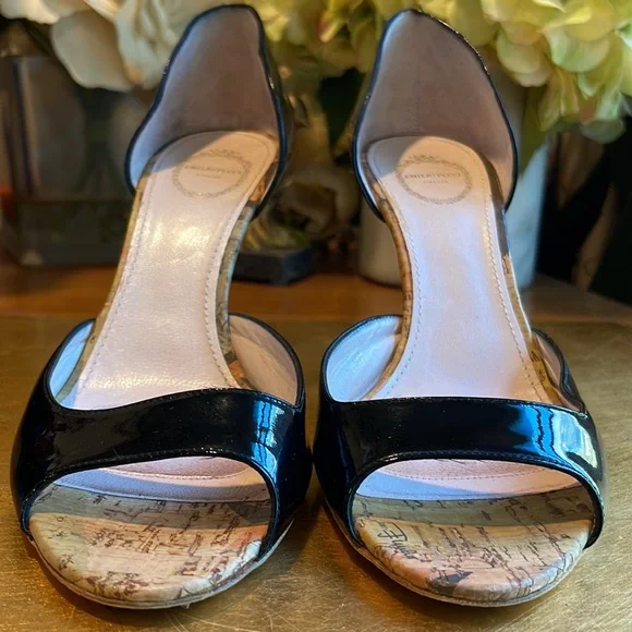 Emilio Pucci Open Toe Heels in Black Patent Leather - Picture 6 of 15